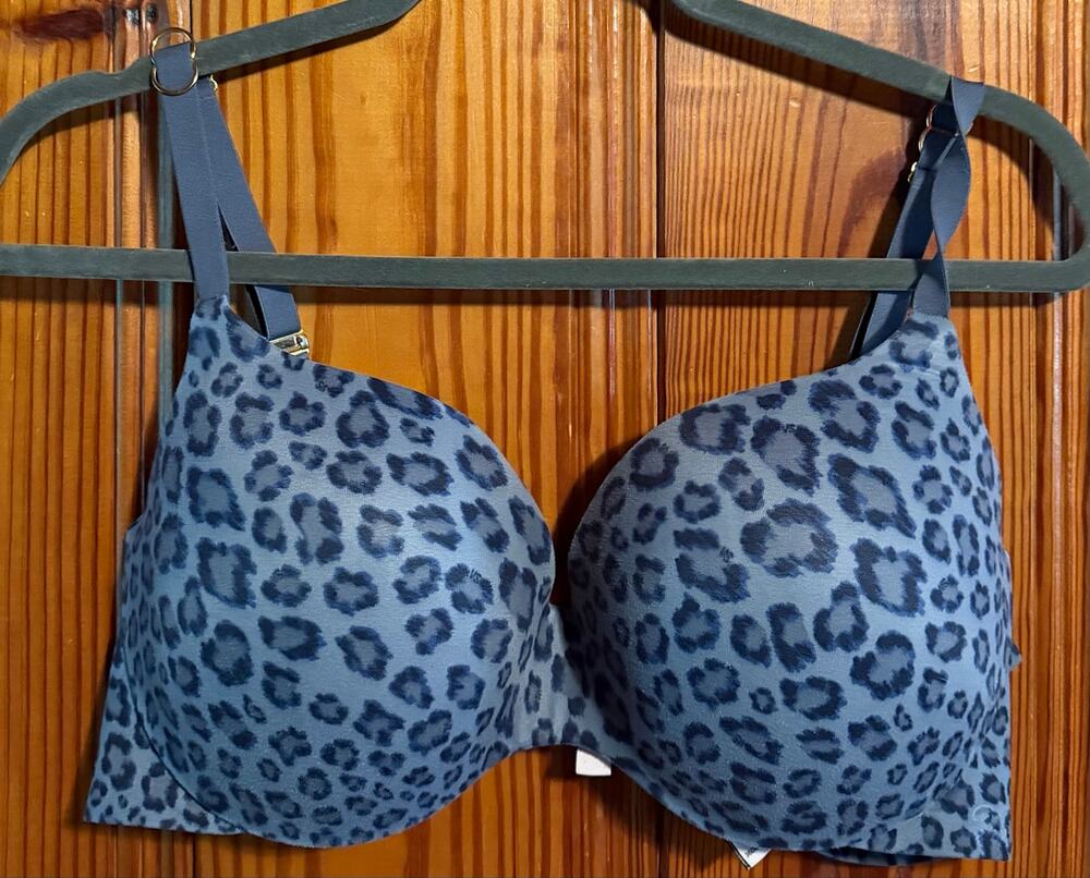 Victoria's Secret Incredible Lined perfect shape Bra gray cheetah print 36dd